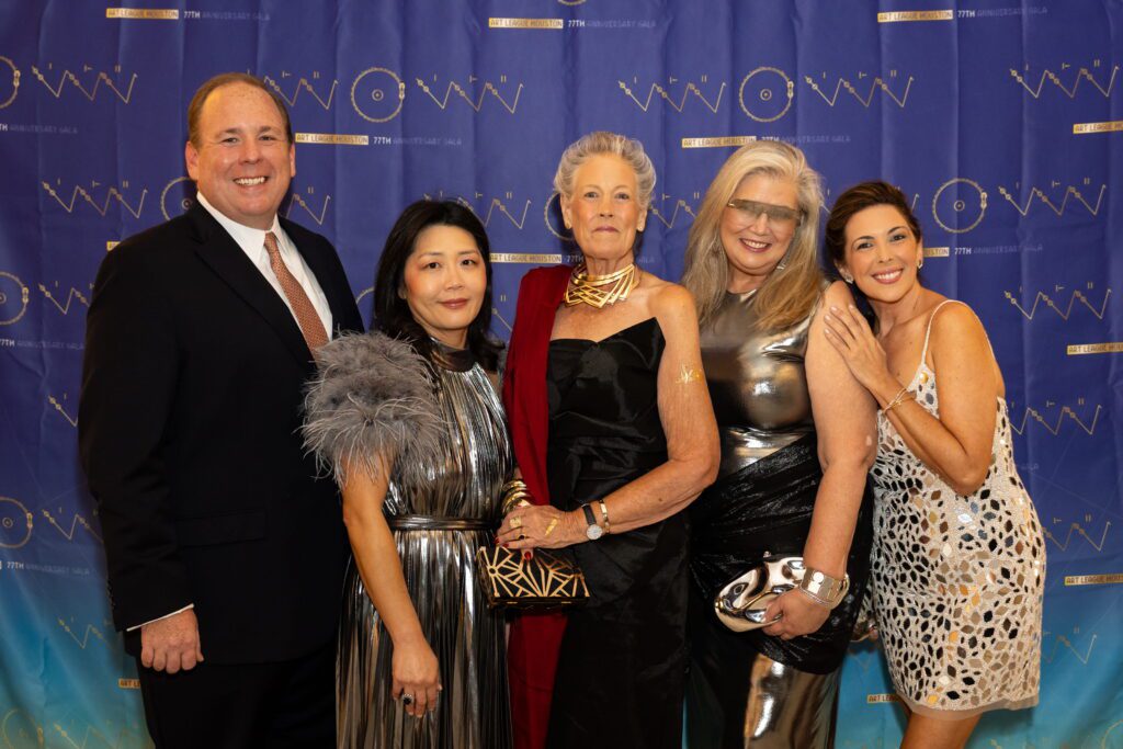 Robert Raney, Michelle Hung, Susan Bray, Catherine Orr, Sarah Bray at Art League Houston 77th Anniversary Gala: WOW!  (Photo by Alex Barber and Emily Jaschke)