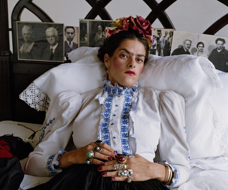 11_Mary McCartney, Being Frida, London, 2000