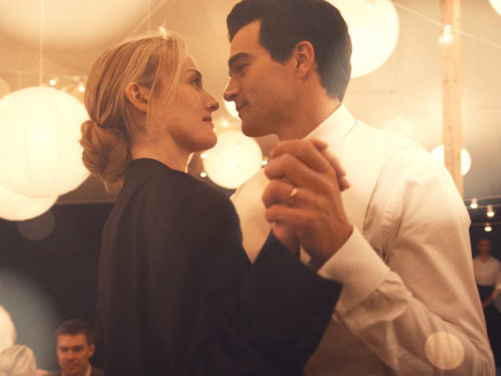 "Love Story: John F. Kennedy Jr. & Carolyn Bessette" charts the whirlwind courtship and marriage of the couple.