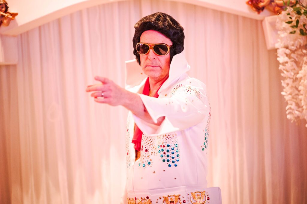 An Elvis impersonator performed for guests at the For the Love of the Arts gala. (Photo by The Cynthia Woods Mitchell Pavilion)