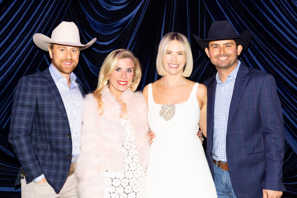 2K9A5645-Evoto (Photo by Photographs by Kaitlin Saragusa)