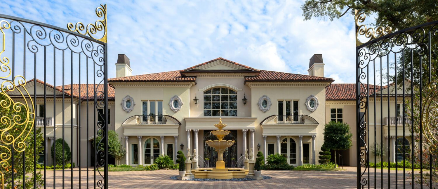 6 W Rivercrest Drive (credit Laurie Perez)