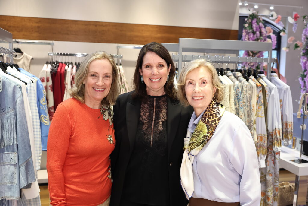  Diana Hawkins, Julie Roberts, Ann Lents at the Elizabeth Anthony tea and fashion presentation with Jason Wu