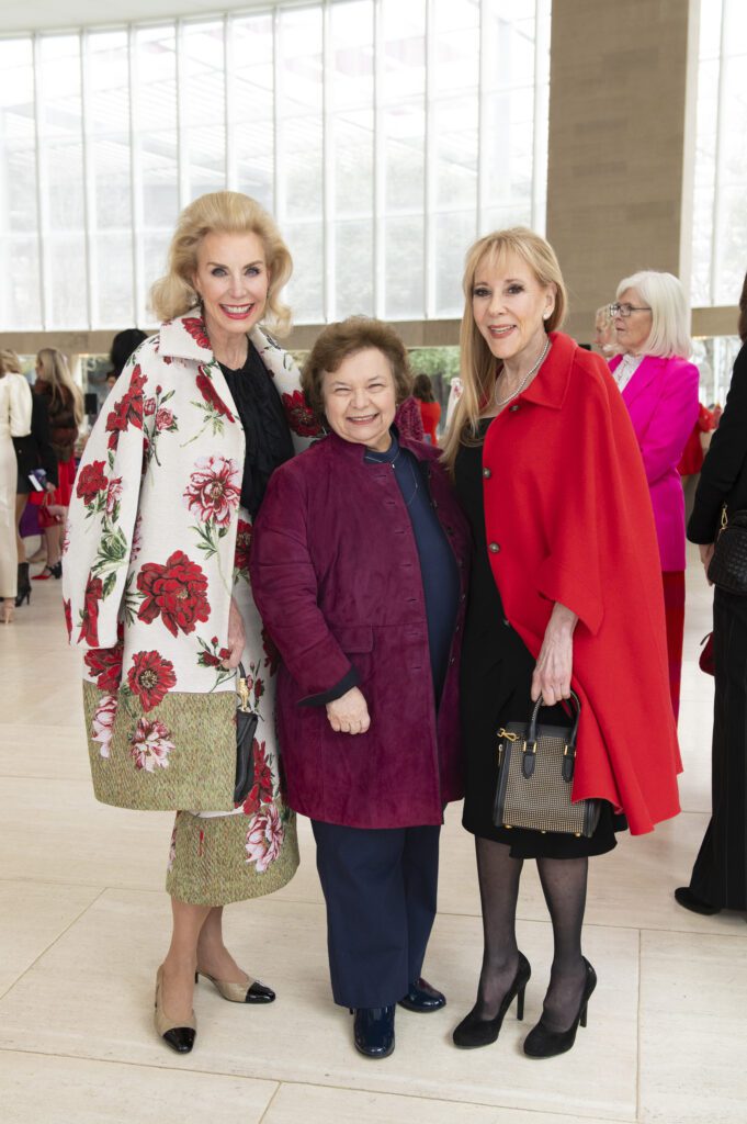 Heather Furniss, Bess Enloe, Mary Clare Finney (Photo by Tamytha Cameron and Celeste Cass)