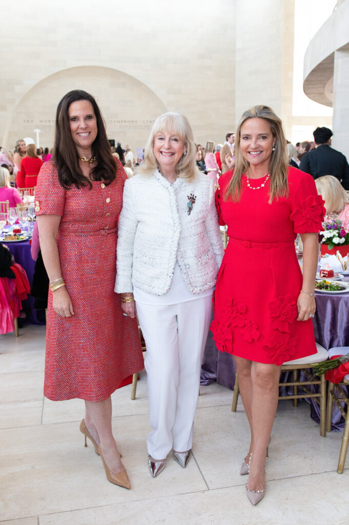 Heather Washburne, Vicki Howland, Elisa Summers (Photo by Tamytha Cameron and Celeste Cass)