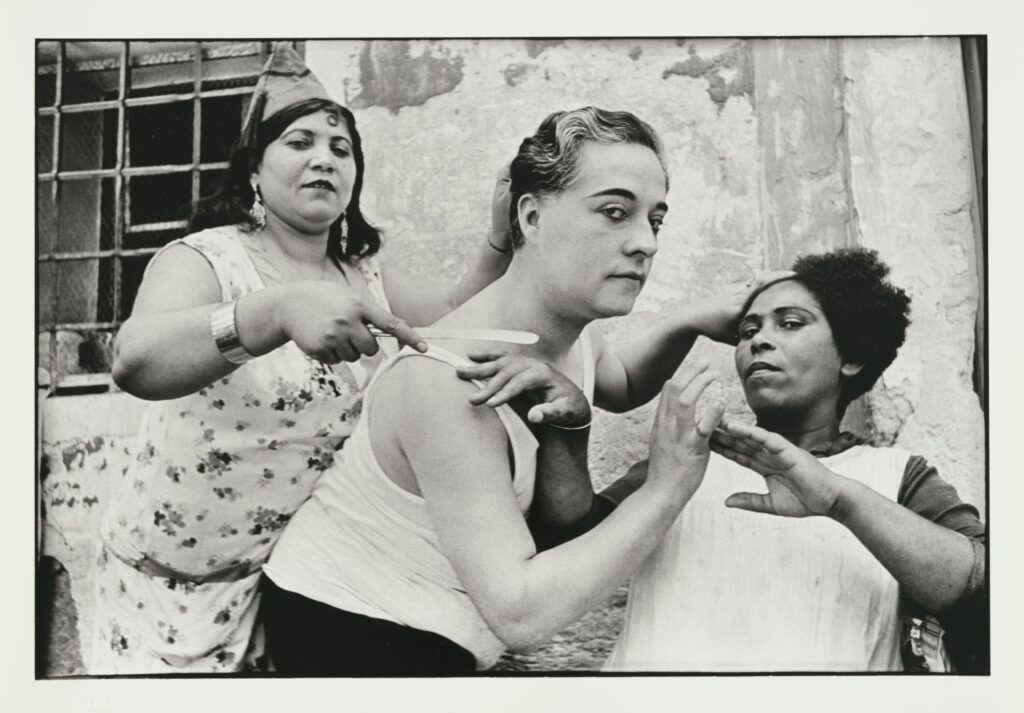 Henri Cartier-Bresson, "Alicante, Spain," 1933, printed 1985, at The Menil Collection (© Fondation Henri Cartier-Bresson / Magnum Photos)