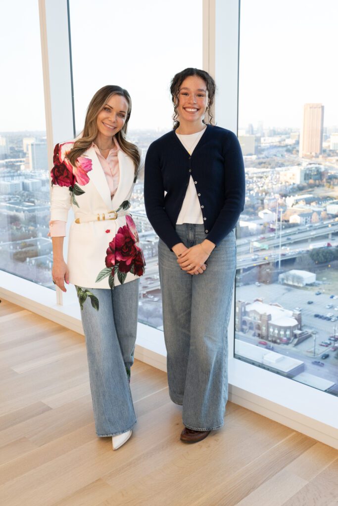 Liz Swail, Kameryn Hulsey (Photo by George Fiala)