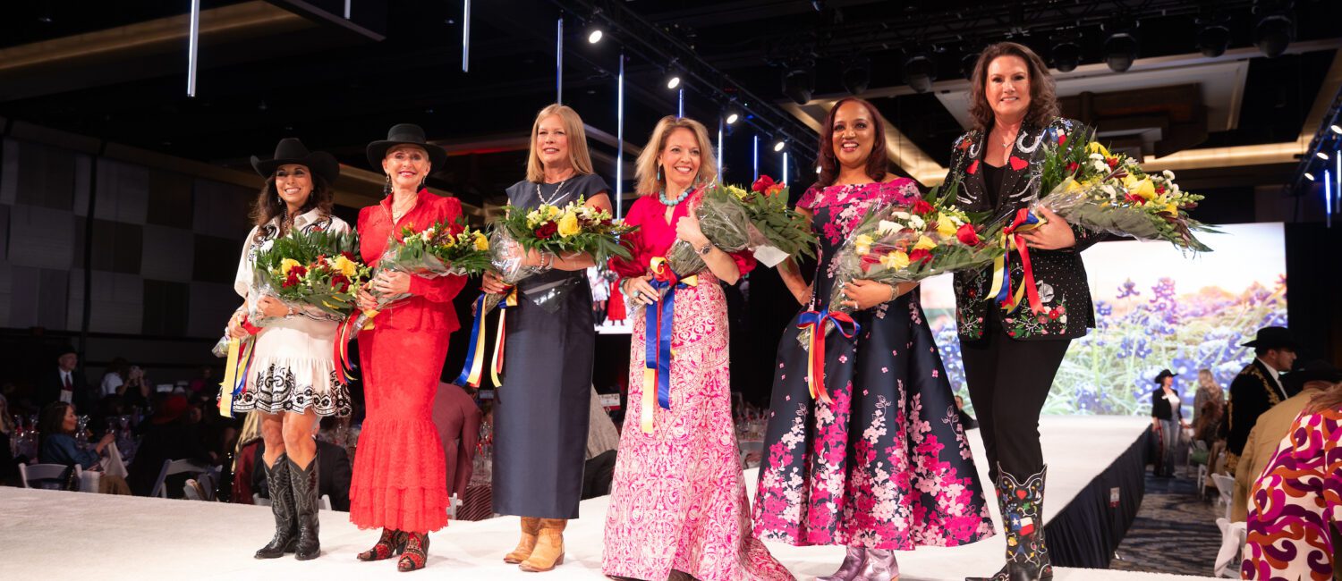 Tammy Barrier, Beth Cardono, Jennifer Lowery, Julie Sacco, Wendy Lewis Armstrong, Lisa Blackwood (Photo by Daniel Ortiz)