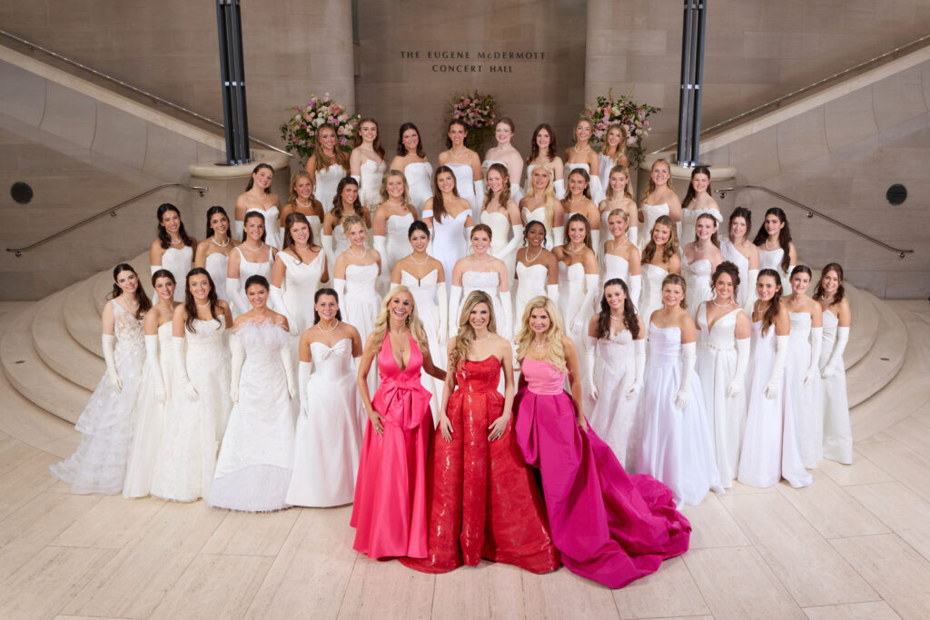 DSOL Presentation Ball Debs with Maggie Kipp, Claire Catrino, Kristin Hallam (Photo by Gittings)