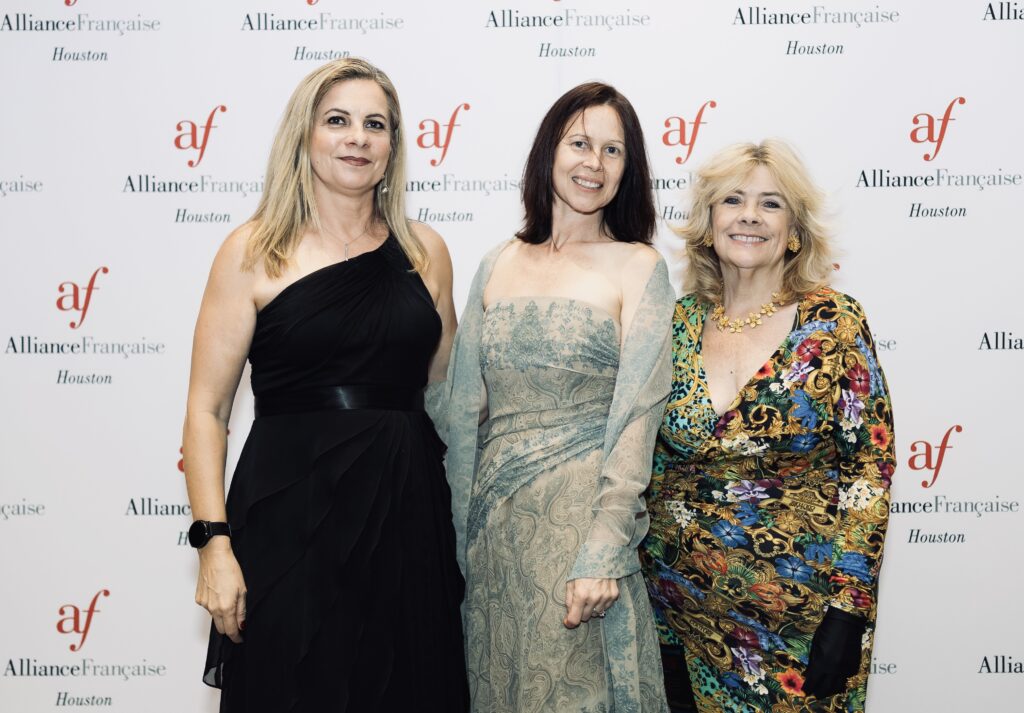Nathalie Bonneté, Tara Conley, Meg Poissant at the Alliance Française de Houston’s 2026 Annual Fundraising Gala, Riviera Night   (Photo by Naranja Dulce Studios)