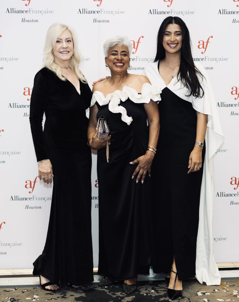 Debbie Ghani, Najat Jacob, Sophia Jacob at the Alliance Française de Houston’s 2026 Annual Fundraising Gala, Riviera Night   (Photo by Naranja Dulce Studios)