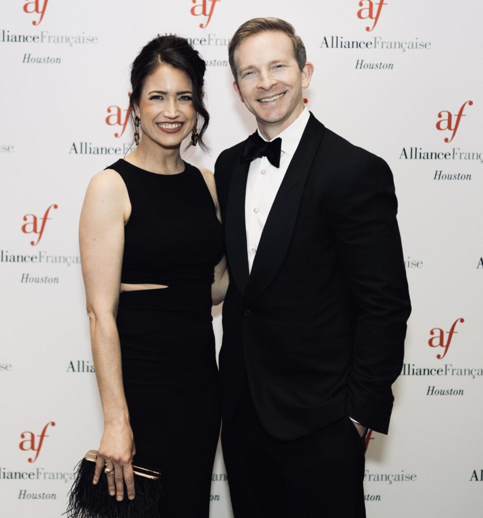 Emily & Erik Petersen at the Alliance Française de Houston’s 2026 Annual Fundraising Gala, Riviera Night  (Photo by Naranja Dulce Studios)