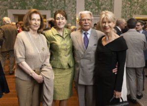 Carol Hunton, Anna Dean, John and Penelope Wright – photo by Alida Bonifaz copy