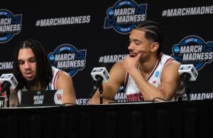 Coogss_Lose_Sweet16_4210