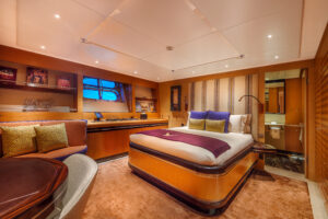 Jumeirah Maltese Falcon_Interior_Bedroom_Double Cabin_Bed