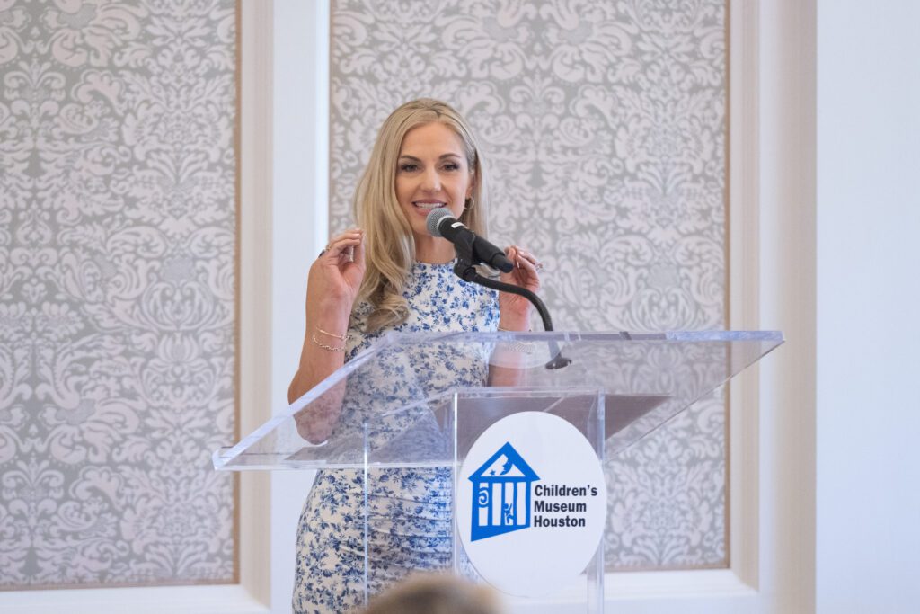 Emcee Katherine Whaley at Children's Museum Houston Friends & Family Luncheon (Photo by Wilson Parish)
