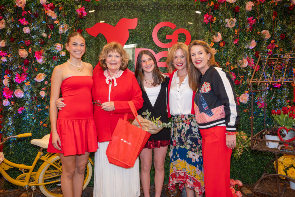 Survivor Linda Potthoff and family. (Photo by See Pink, Inc)