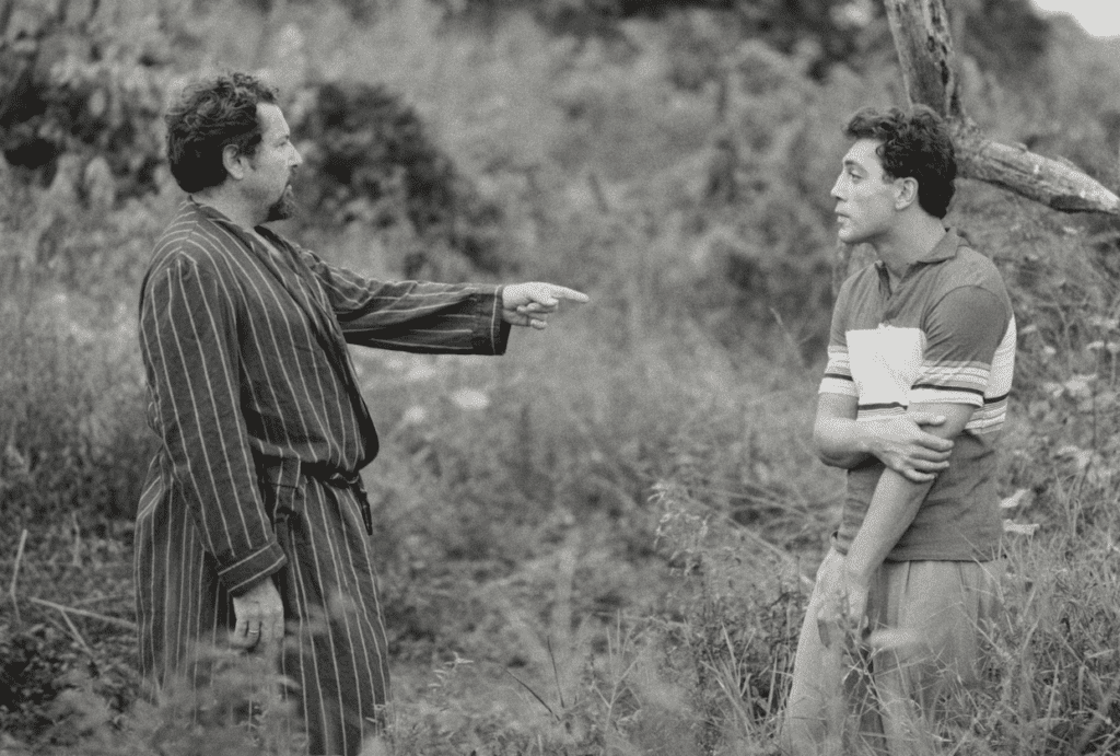 Julian Schnabel and Javier Bardem at the filming of "Before Night Falls," 1999 (Courtesy Julian Schnabel Archive)