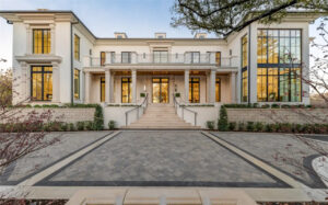 exterior (Photo by Allie Beth Allman & Associates)