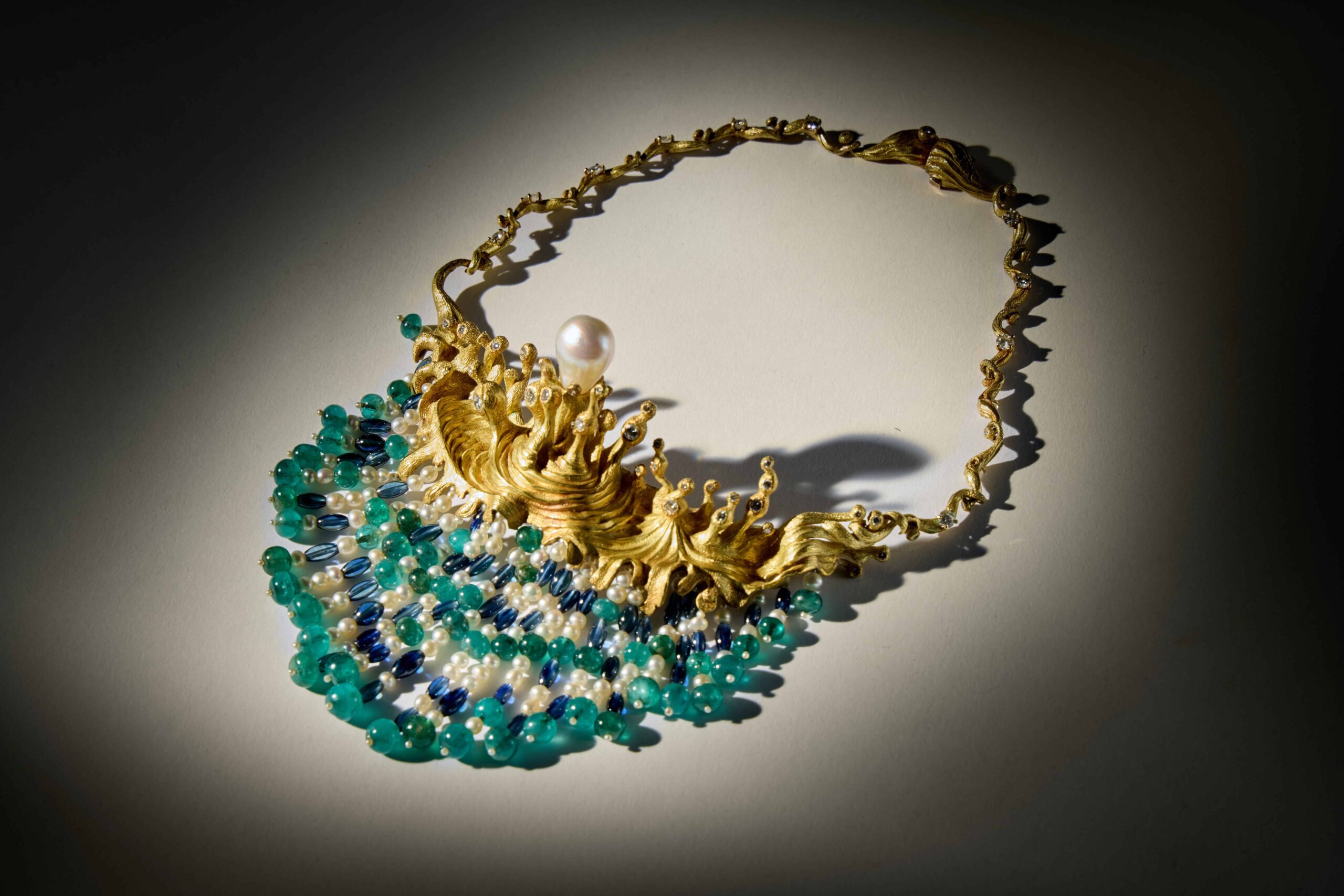 1369 Salvador Dali, Swirling Sea Necklace (2)