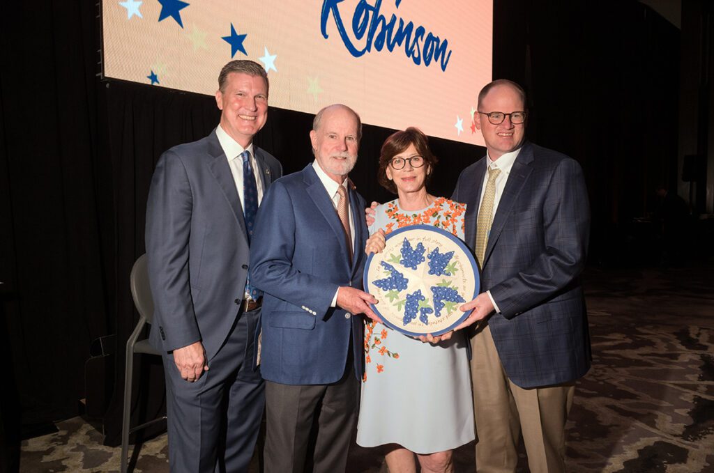 Brookwood CEO Greg Hubert, Vicki Streit Inspiration Award recipients Stephanie and Brad Tucker, and Citizen Chair Frank Tucker. (Photo credit: Daniel Ortiz)