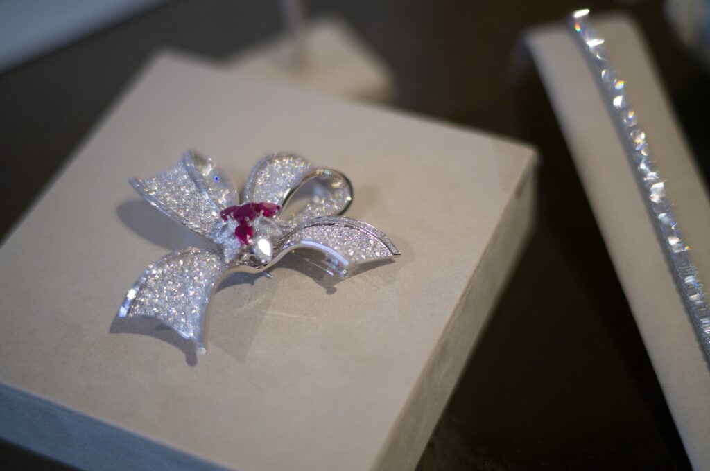 A diamond brooch headed for the Phillips auction in June, on display at the St. Regis Residences Houston cocktail party (Photo by Daniel Ortiz) 