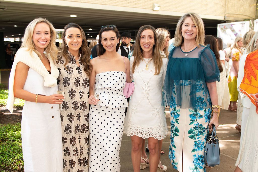 Adare Robinson, Caroline Lamar, Leigh Karro, Alexi Martin, Laura Black (Photo by Tamytha Cameron Photography)