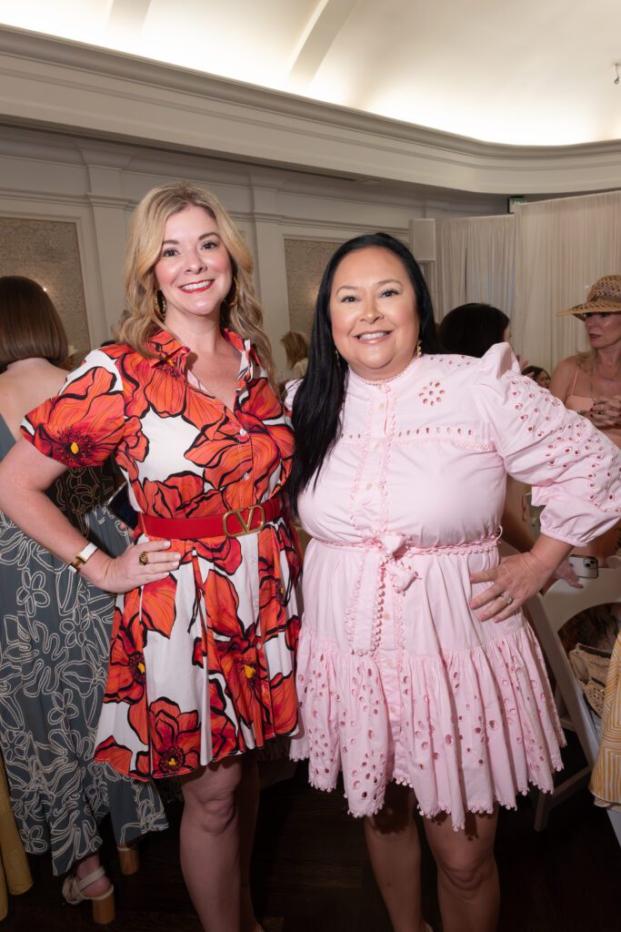 Angela Hernandez, Vicki Luna at the River Oaks tennis tournament luncheon (Photo by Daniel Ortiz)