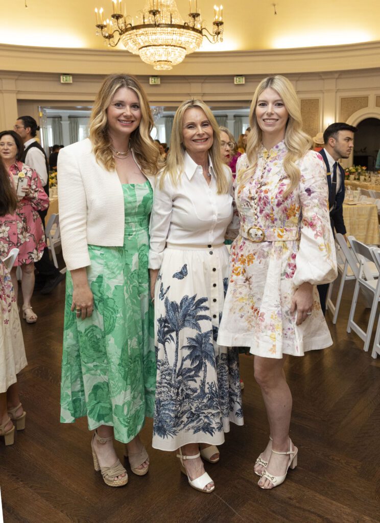 Christine Falgout Gutknecht, Jo Lynn Falgout, Kimberly Falgout Scheele at the River Oaks tennis tournament luncheon (Photo by Alida Bonifaz)