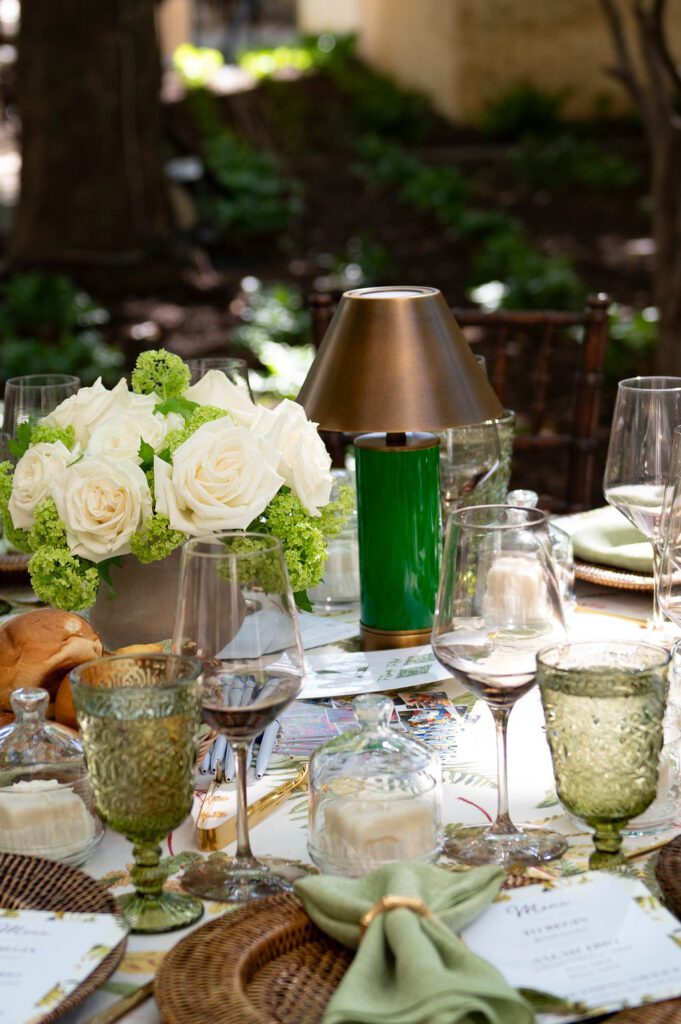 The beautiful lamps on each table were from sponsor Coco & Dash. (Photo by Tamytha Cameron Photography)