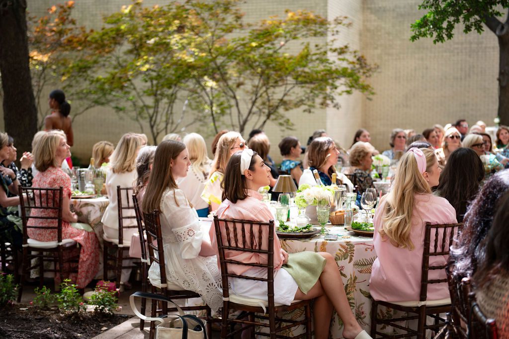 A sold-out crowd of nearly 300 guests enjoyed lunch in the Neiman Marcus Garden at NorthPark Center on a picture-perfect afternoon. (Photo by Tamytha Cameron Photography)