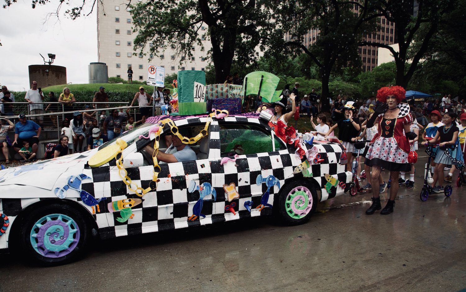 “Kolter Is a Wonderland” by Carmen Talbert and the Kolter Elementary Art Club of Kolter Elementary at the Orange Show’s 39th Annual Art Car Parade. (Photo by Mike Herrera)