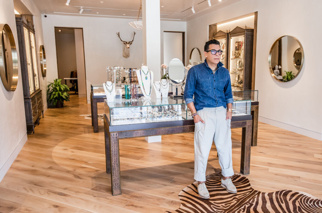 Founded by Jay Landa, J. Landa Jewelry is a one-of-a-kind jewelry destination in the heart of River Oaks.