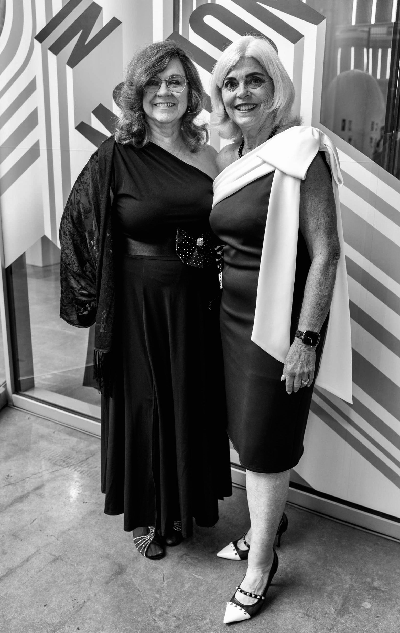 Julie Strentzsch and Janis Parsley 2 (Photo by Jenny Antill Clifton)