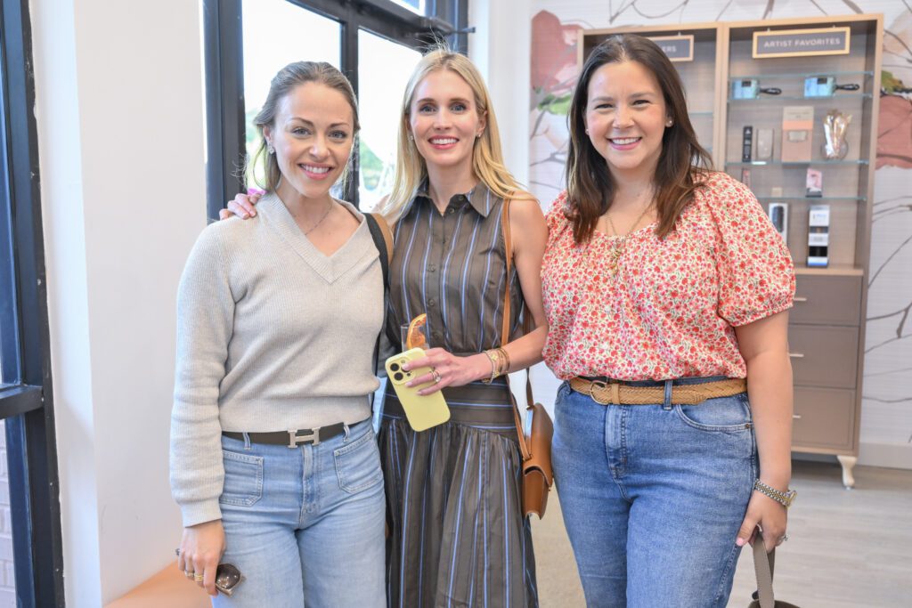 Lexi Marek, Lauren Zwart, Mari Glass at the Blushington River Oaks VIP preview party
