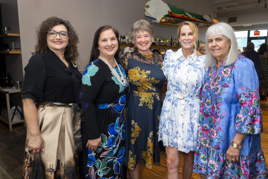 Michelle Seymour, Christine Sofka, Leslie Culhane, Susan Binney, Jennifer Kushner at Navy Blue for Houston Ballet's 'Raising the Bar' dinner

 (Photo by Annie Mulligan)
