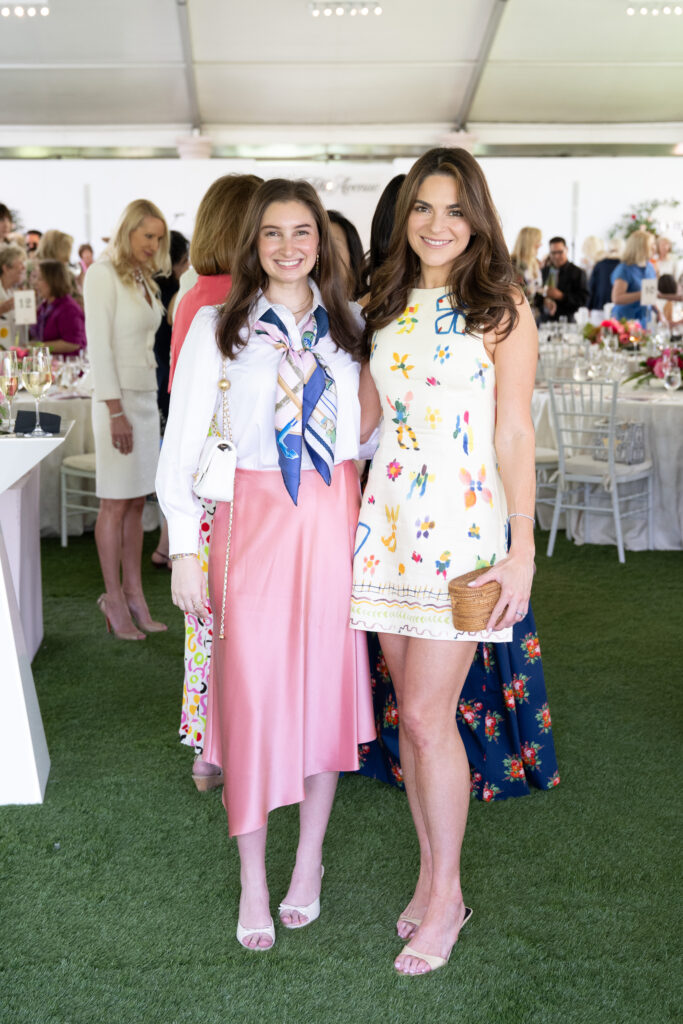 Pia Tolomei, Mary Ann Mason at the Bayou Bend fashion luncheon (Photo by Wilson Parish)