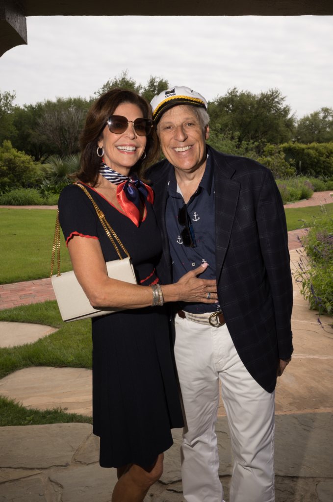 Robin & Tom Segesta at Southern Smoke Foundation's Decanted Wine Auction held at Lott Hall in Hermann Park (Photo by Daniel Ortiz)
