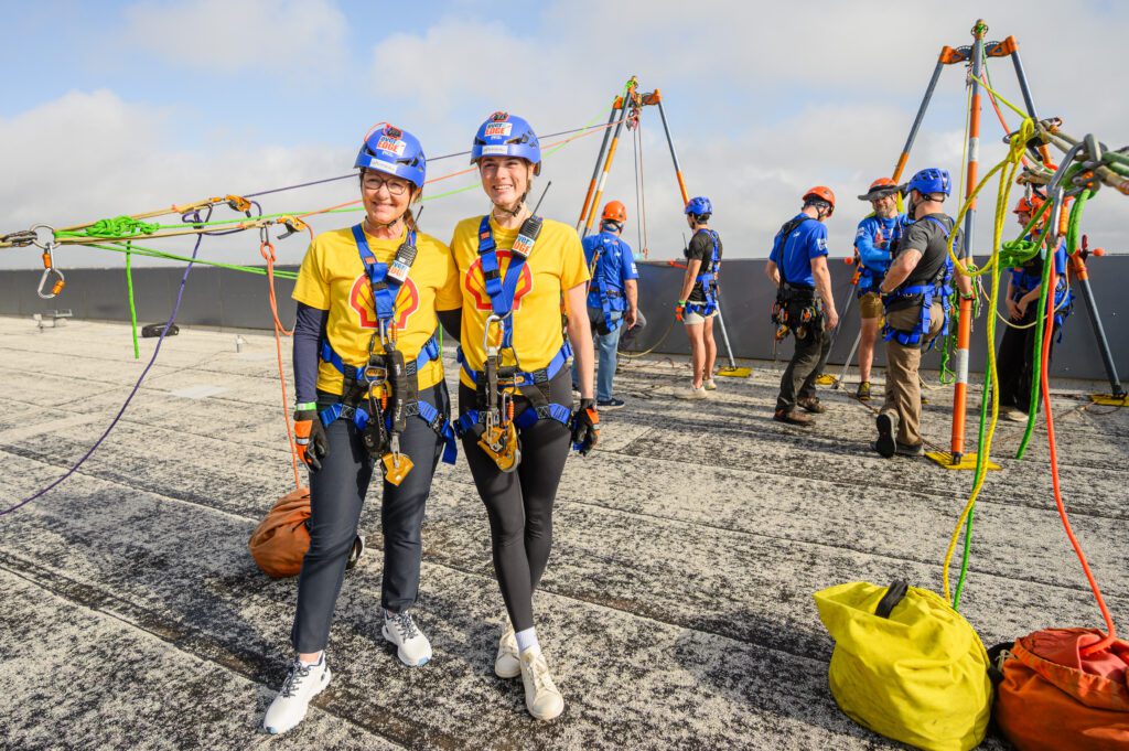 Shell employees participated in Camp For All’s Over the Edge fundraiser at The Woodlands Towers on The Woodlands Waterway. (Photo by Si Vo Photography)