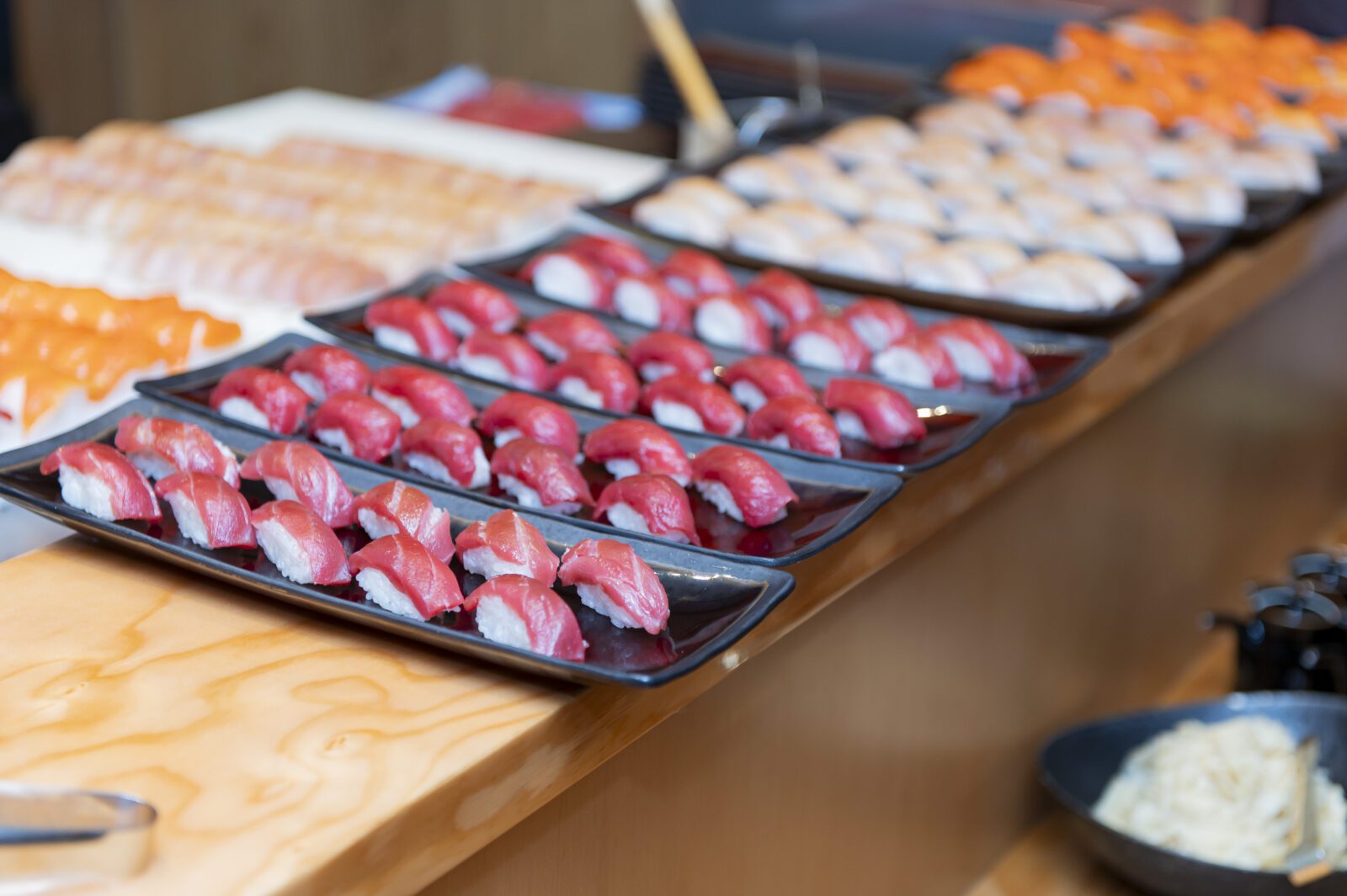 Sushi was served at Banner House during the 13th Annual ReuNight. (Photo by Tamytha Cameron Photography)