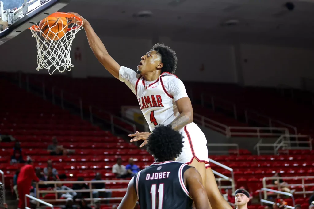 Braden East brings a lot of athleticism and a 7-foot-2 wingspan to his dream school — hometown University of Houston.