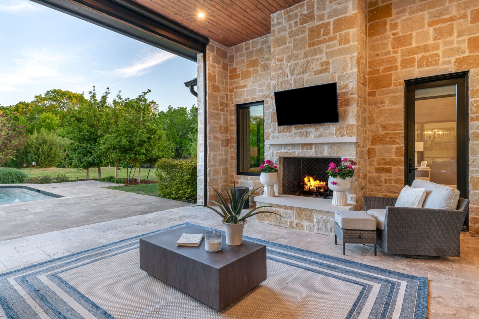 The perfect spot to watch football on the weekends in Texas. (Photo by Costa Christ / Compass)