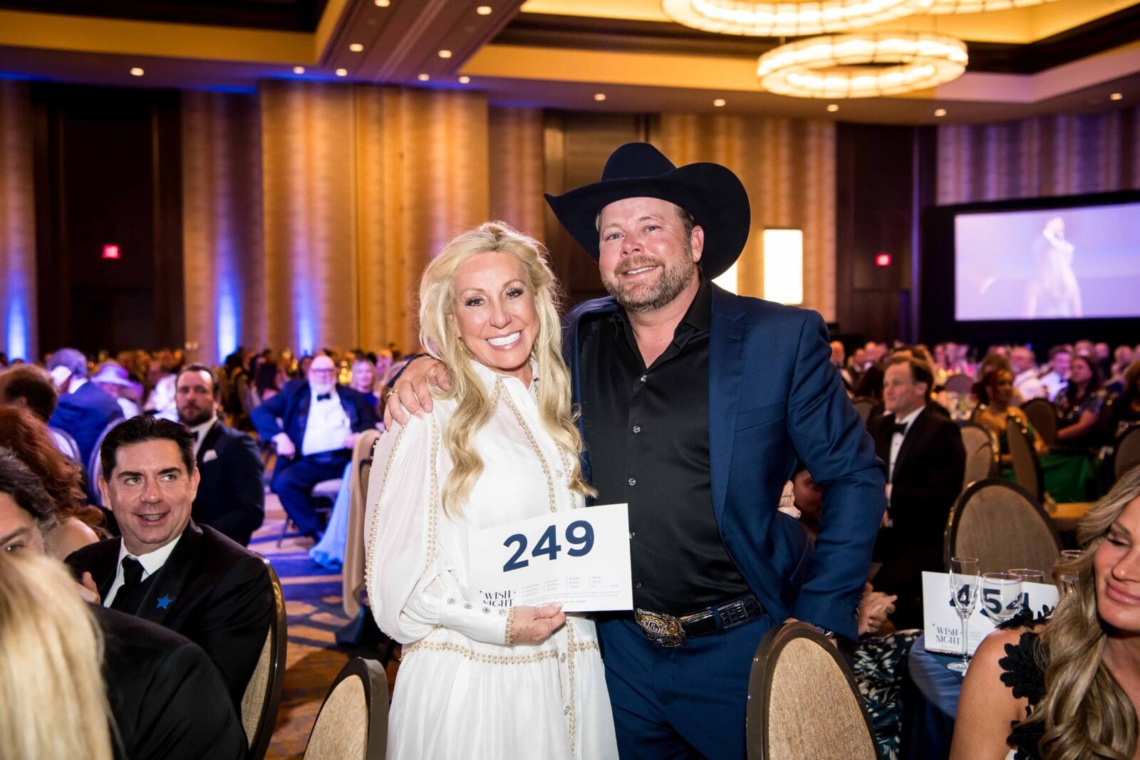 Kayla & Jake Lindamood (Photo by Kelly Alexander)