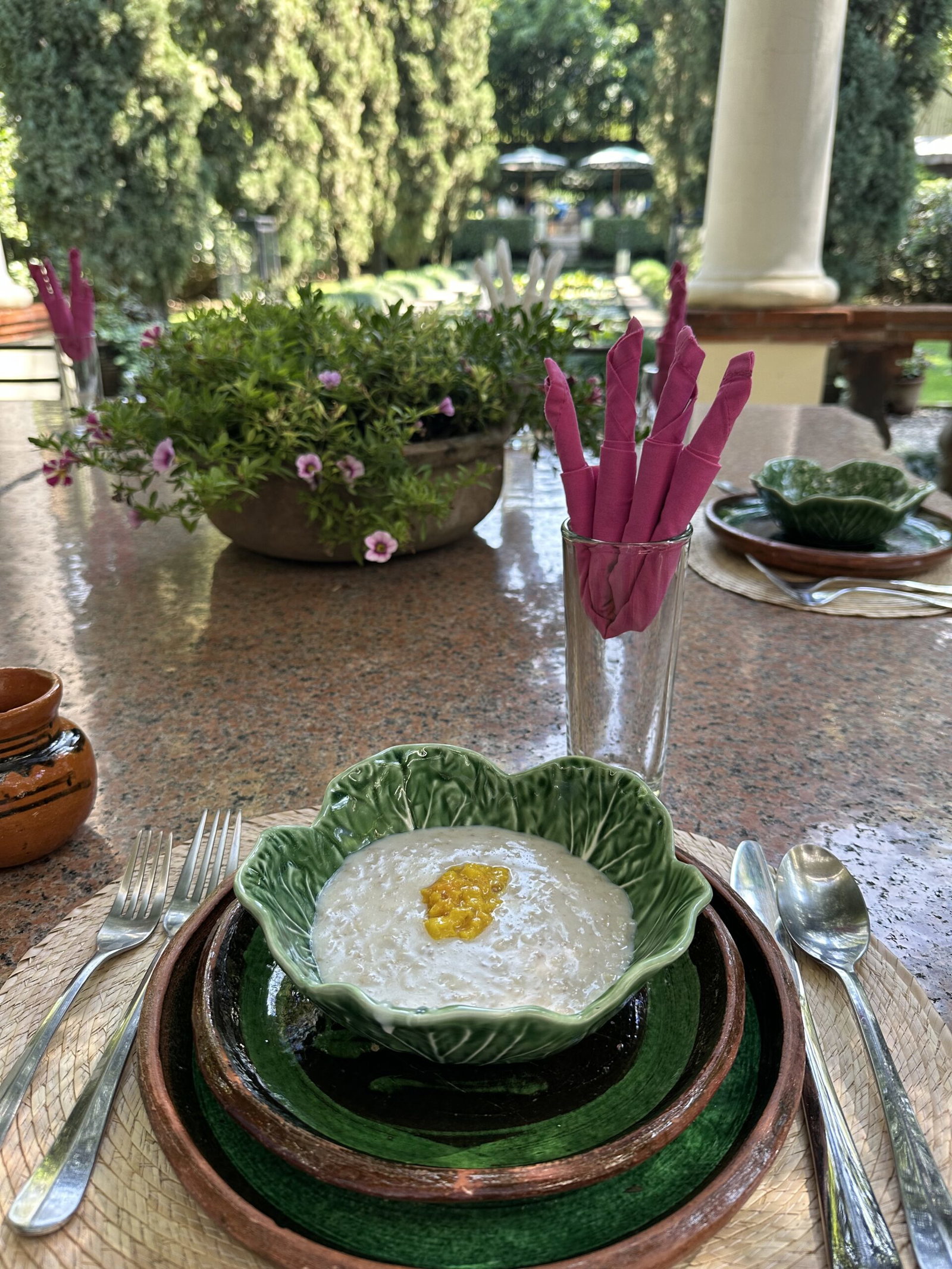 Feronia, breakfast