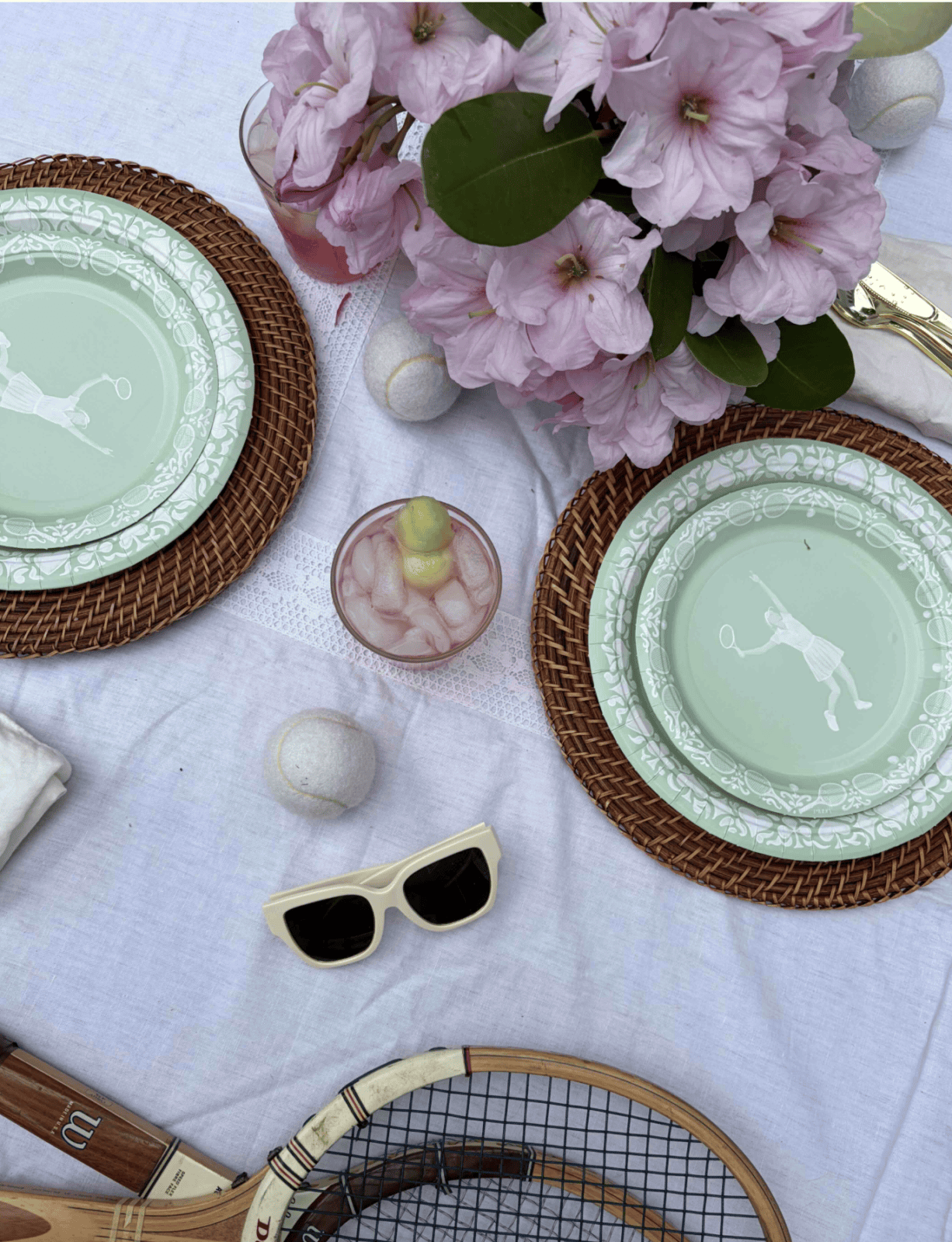 Tennis inspires the design of these Pavilion paper plates