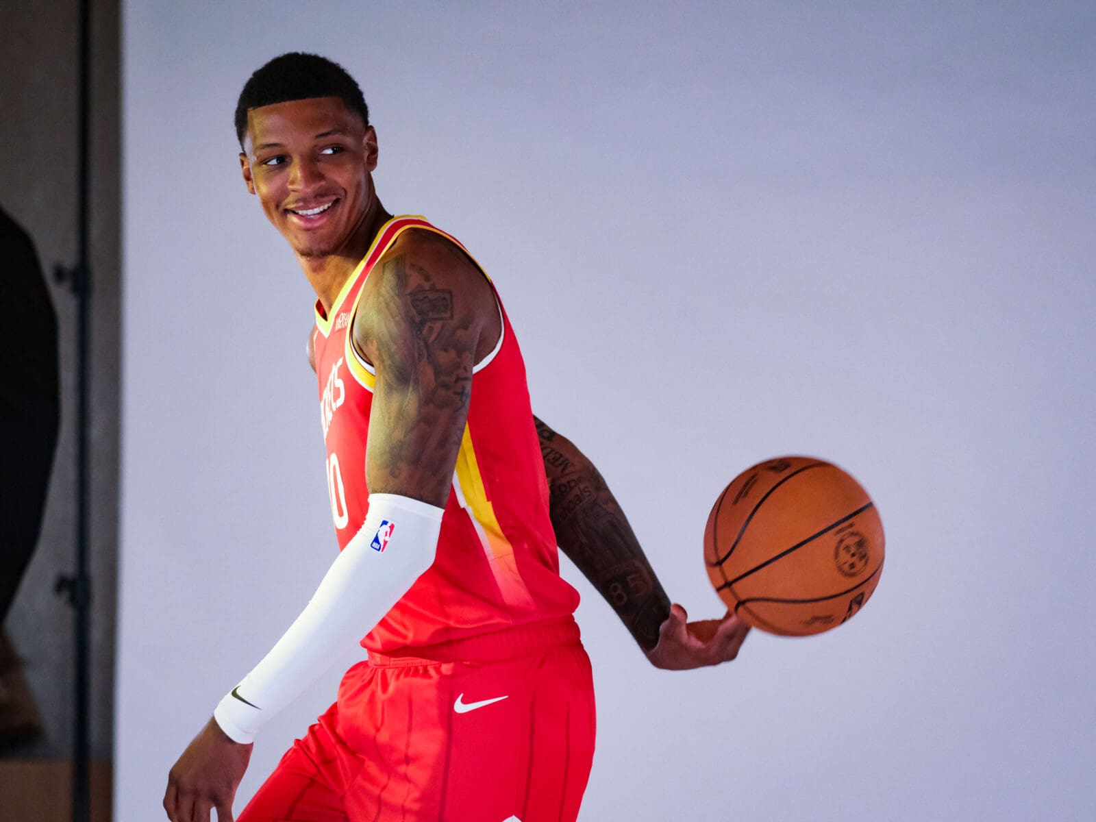 Houston Rockets forward Jabari Smith Jr. has started this season hooping out. (Photo by F. Carter Smith)