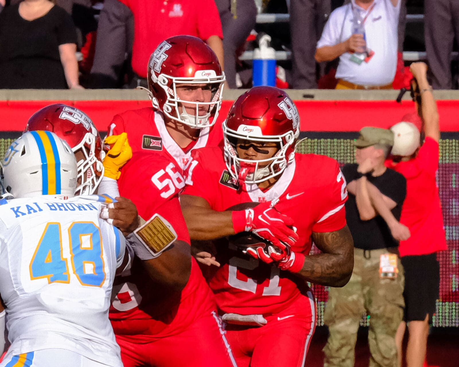 All-American Shadre Hurst Turned Down More Texas Tech Money To Reunite With Willie Fritz at Houston, Now They Play