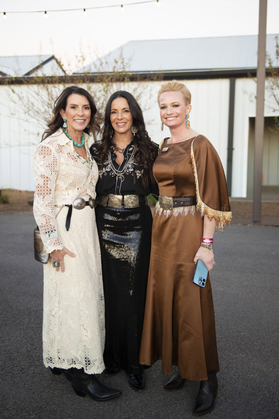 Cara French, Paige Westhoff, Cynthia Everitt (Photo by Tamytha Cameron Photography)