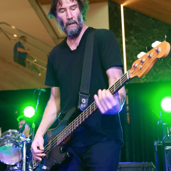 Keanu Reeves Rocks Out In Houston For a $1.5 Million Brunch That Lifts Up PetSet — Star Power Does Good