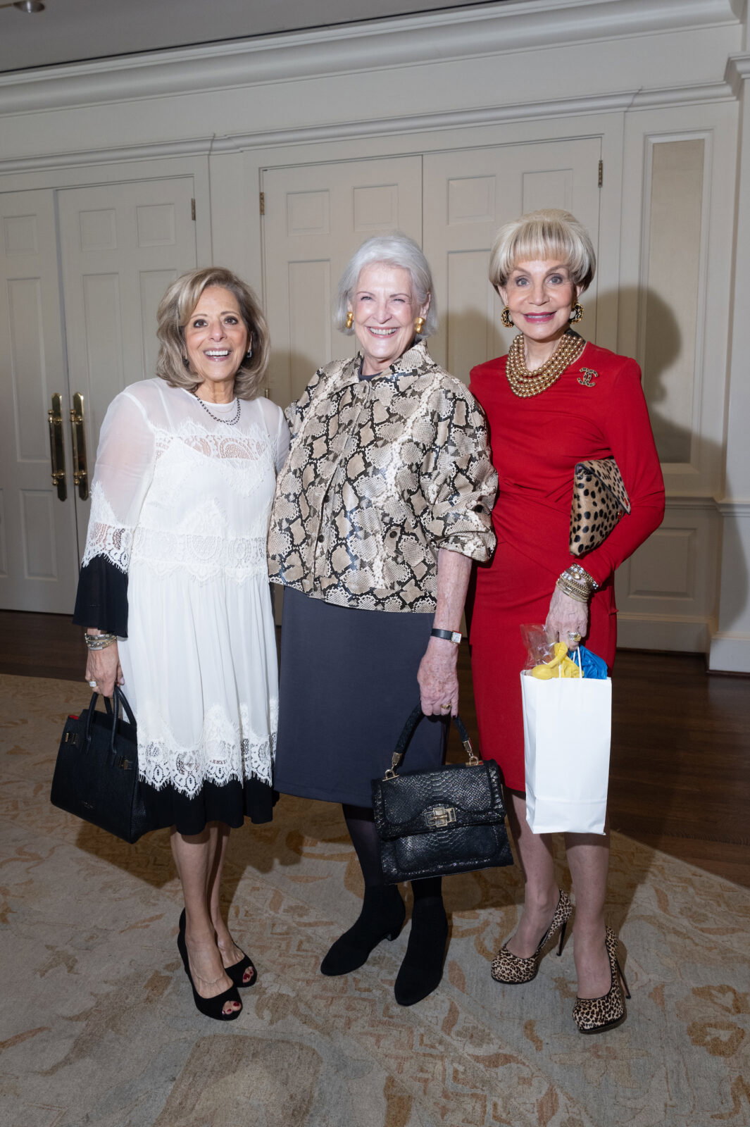 Lauren Fisher, Shari Koziol, Leisa Holland-Nelson Bowman at 'La Dolce Vita in Capri'
